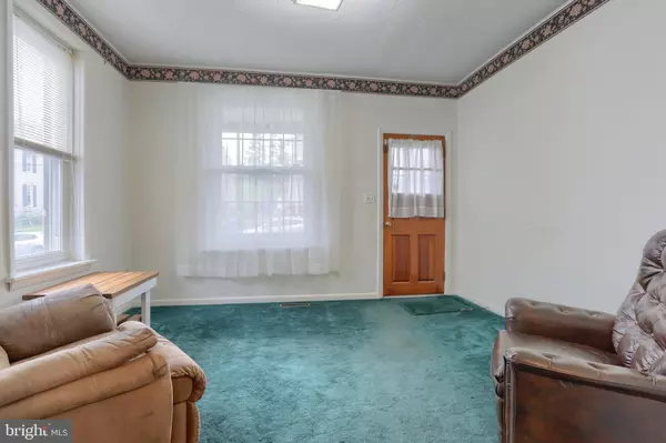 Harrisburg, PA 17111,6861 HUNTINGDON ST