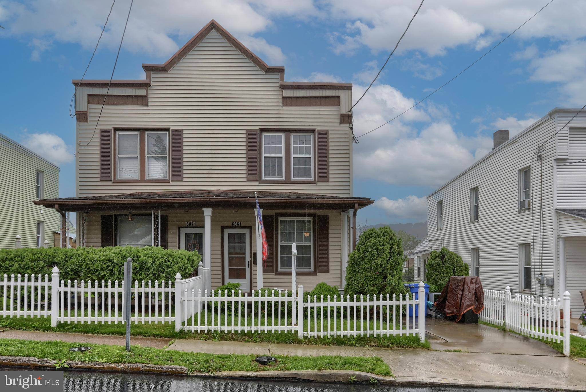 6861 HUNTINGDON ST, Harrisburg, PA 17111