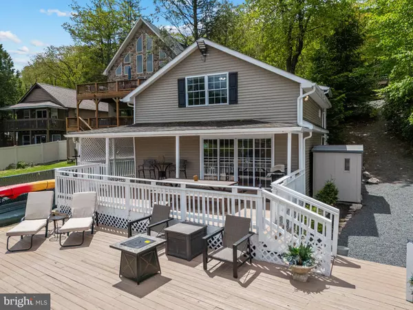 Lake Harmony, PA 18624,34 S LAKE DR