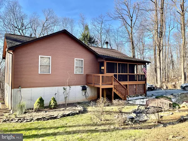 60 WOODHAVEN WAY, Linden, VA 22642