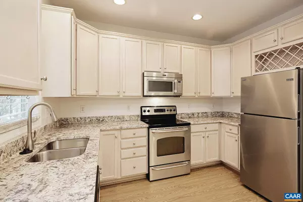 Charlottesville, VA 22903,164 OLD FIFTH CIR
