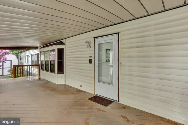 Lancaster, PA 17603,135 MADGE DR