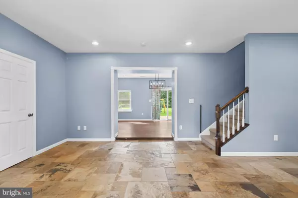 Bealeton, VA 22712,7103 CATLETT RD