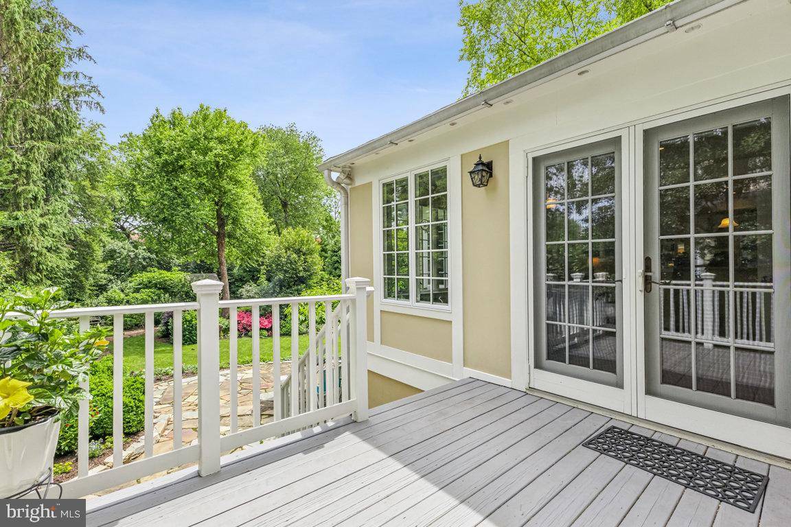 Falls Church, VA 22046,214 JEFFERSON ST