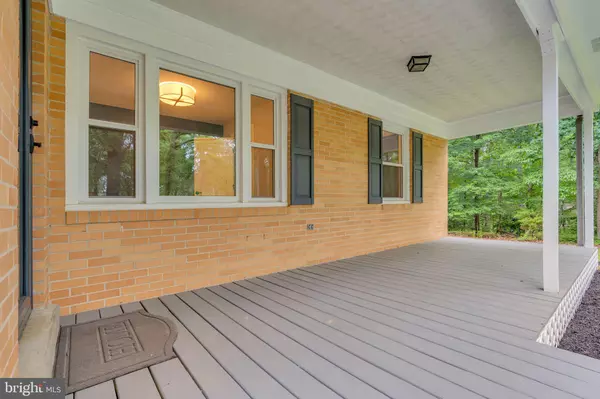 White Plains, MD 20695,3857 KAHLER RD