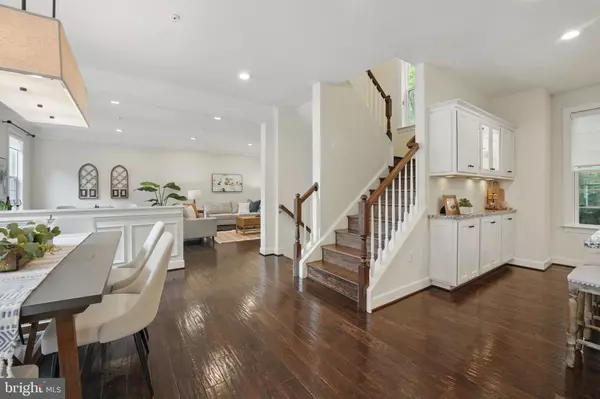 Fairfax, VA 22030,4094 GLENDALE WAY
