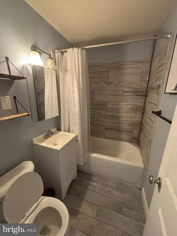 Oxon Hill, MD 20745,213 SENECA DR