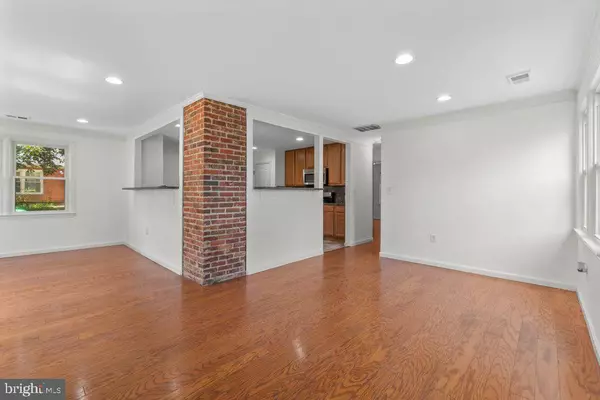 Hyattsville, MD 20784,6824 SHEPHERD ST