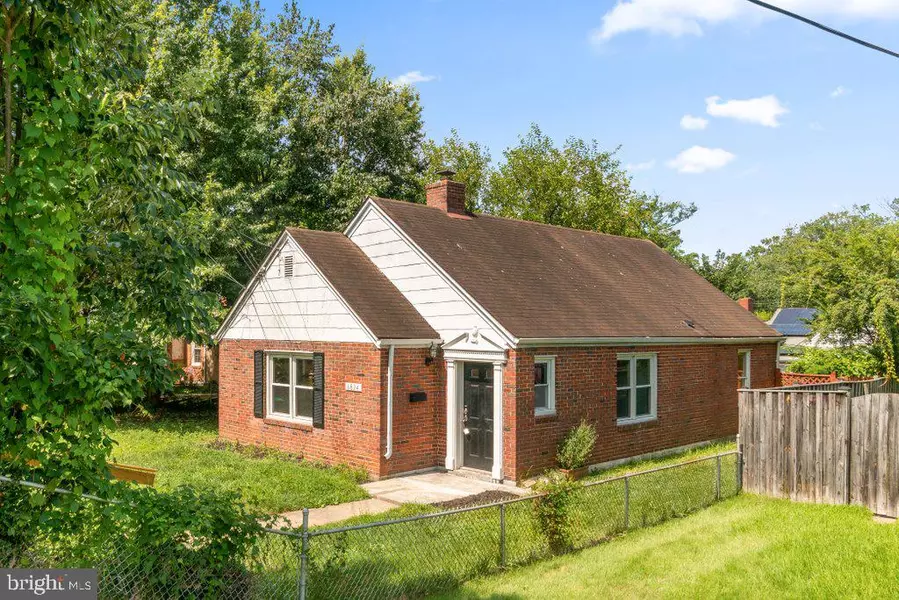 6824 SHEPHERD ST, Hyattsville, MD 20784