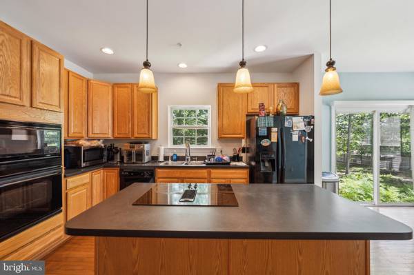 Clinton, MD 20735,9004 ELDON DR