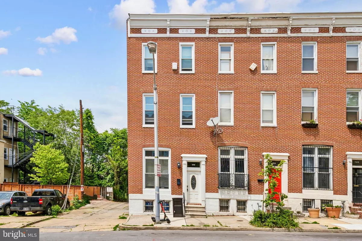 Baltimore, MD 21202,202 E LAFAYETTE AVE