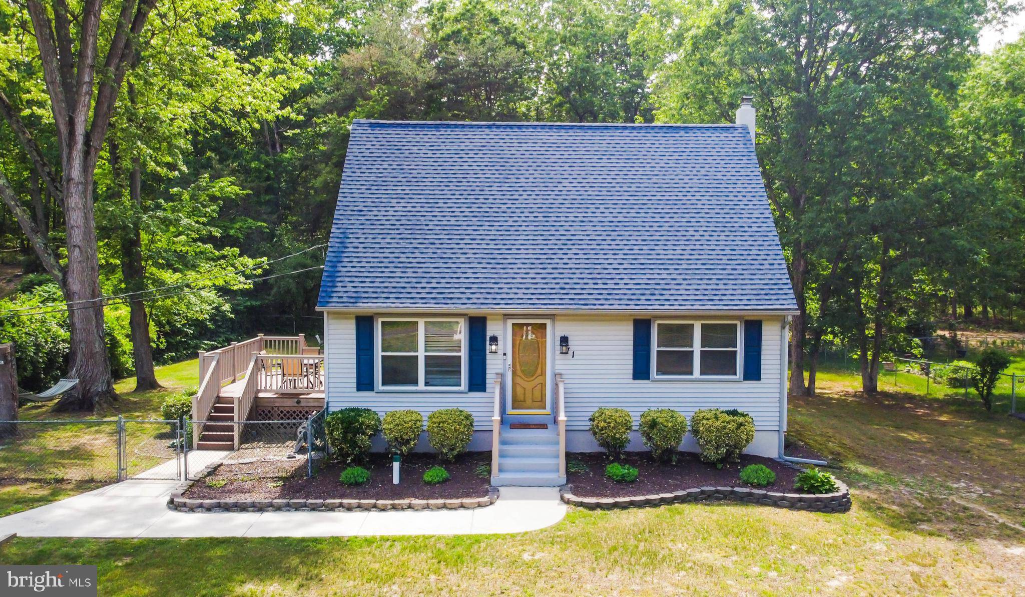 71 N CENTRAL AVE, Sicklerville, NJ 08081