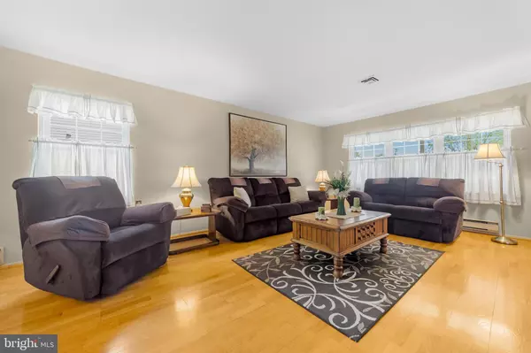 Southampton, NJ 08088,29 SHEFFIELD PL