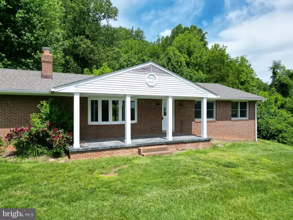 Sperryville, VA 22740,29 + 40 ANTIQUE LN
