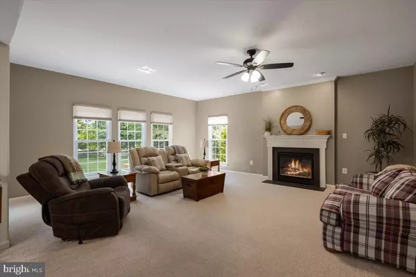 Manassas Park, VA 20111,9308 EAGLE CT