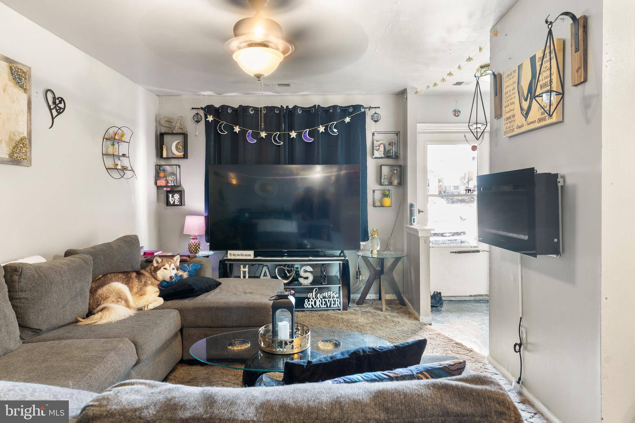 Philadelphia, PA 19114,2833 SAXTON RD
