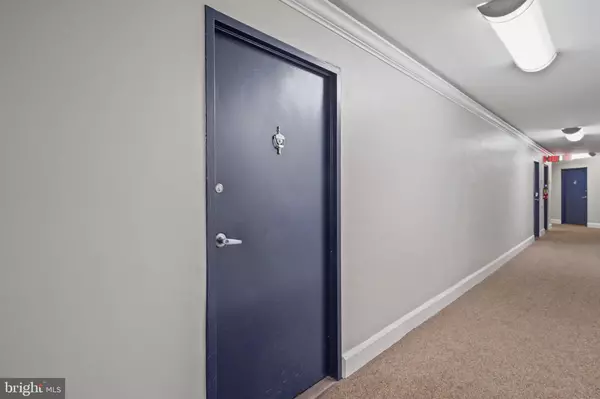 Washington, DC 20009,1801 CLYDESDALE PL NW #420