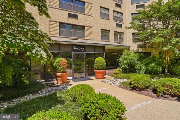 Washington, DC 20009,1801 CLYDESDALE PL NW #420