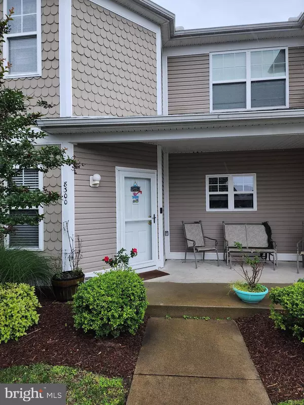 37484 PETTINARO DR #8300, Ocean View, DE 19970