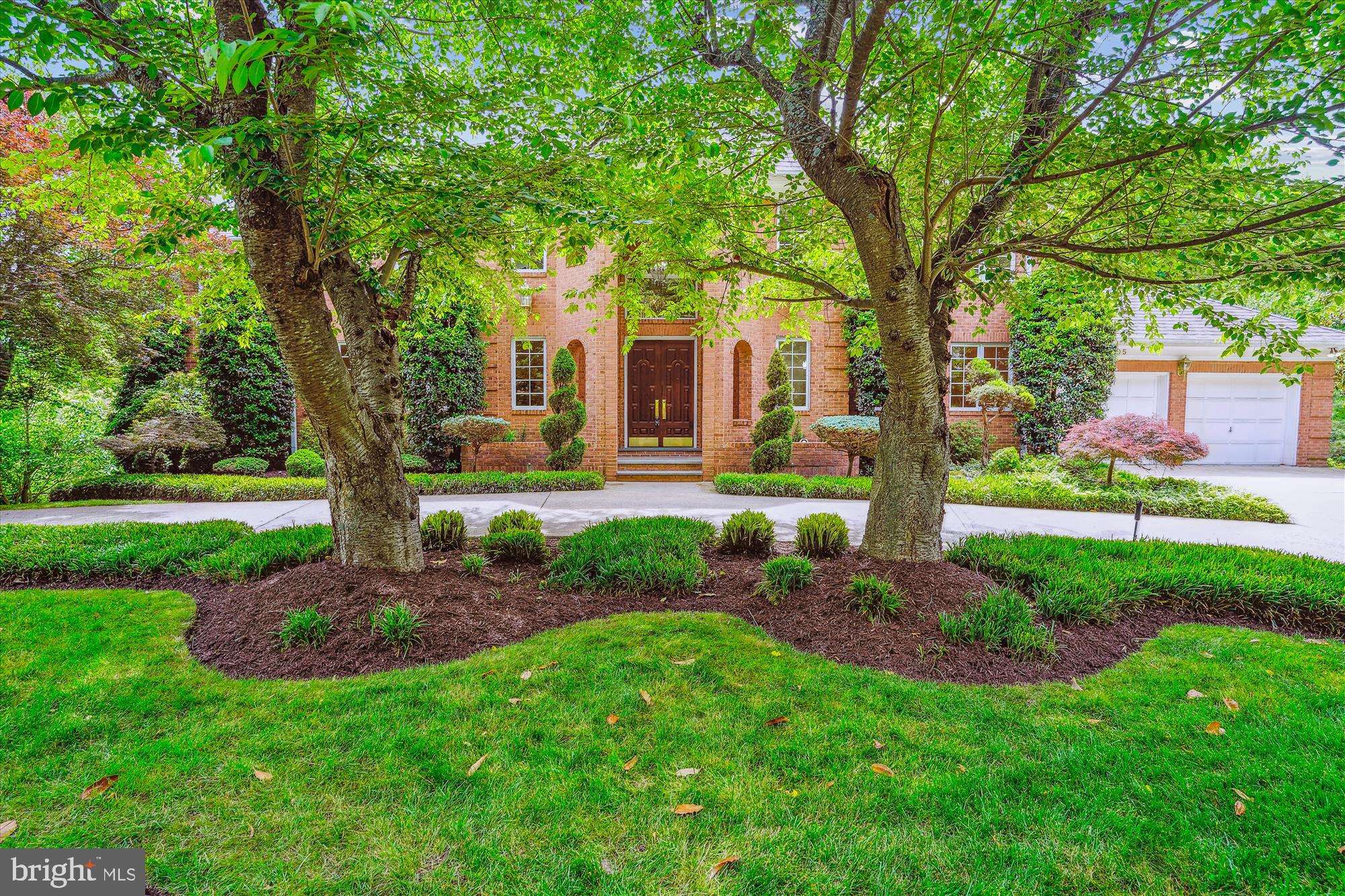 8005 GLENGALEN LN, Chevy Chase, MD 20815