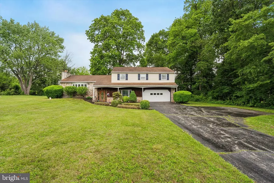711 PIKELAND AVE, Spring City, PA 19475