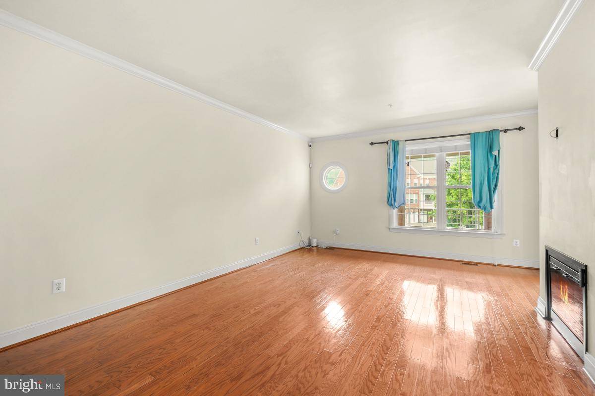 Bowie, MD 20720,5106 SHAMROCKS DELIGHT DR