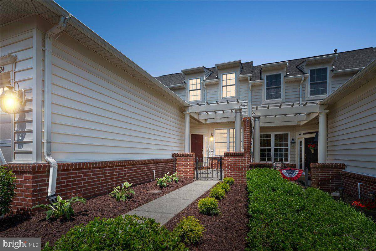Ashburn, VA 20147,44324 STABLEFORD SQ