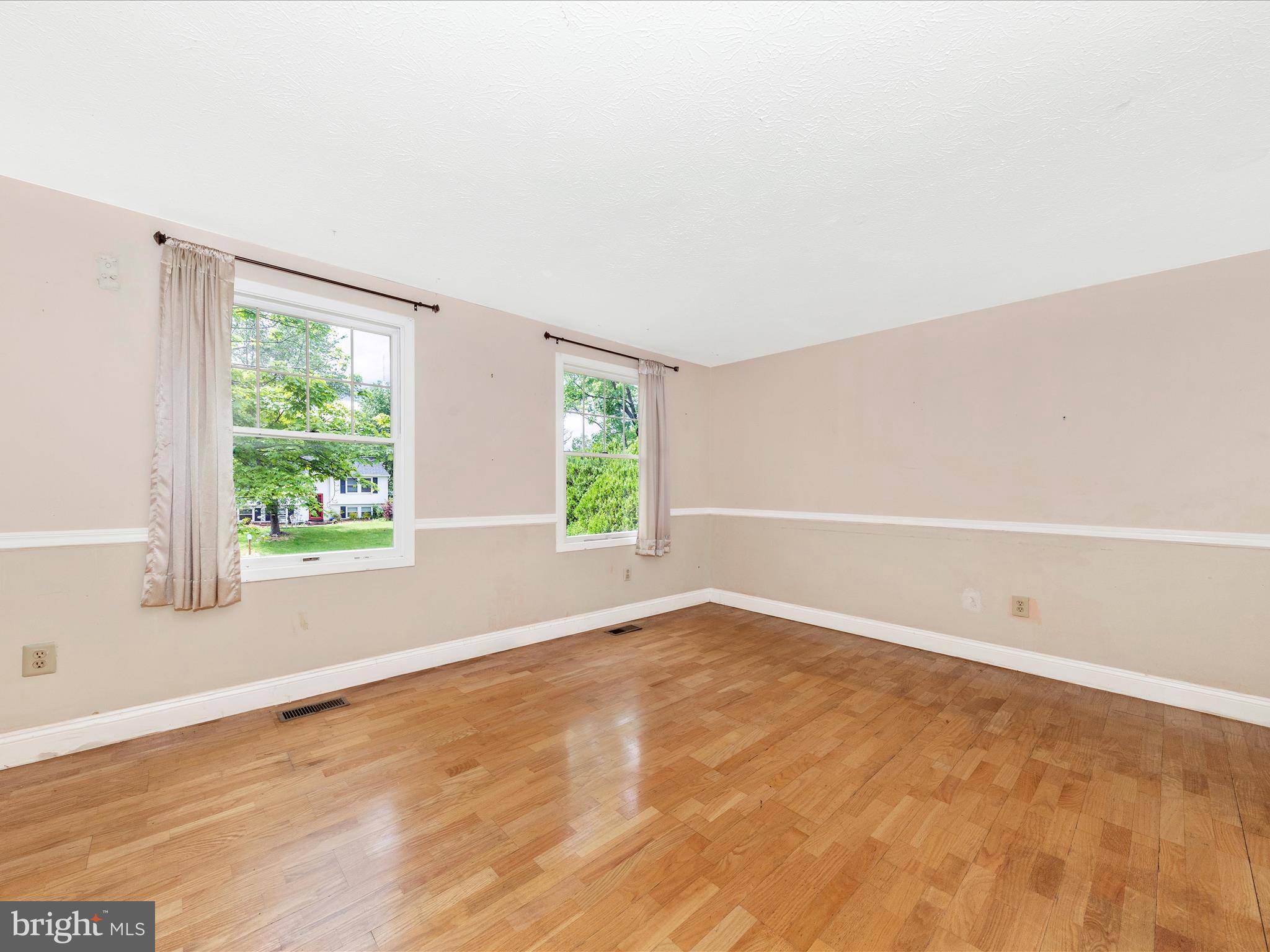 Frederick, MD 21703,486 HILLCREST DR