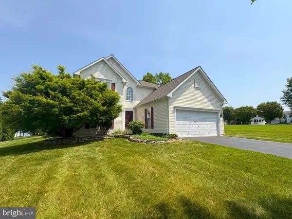 231 FLAGSTONE CIR, Coatesville, PA 19320