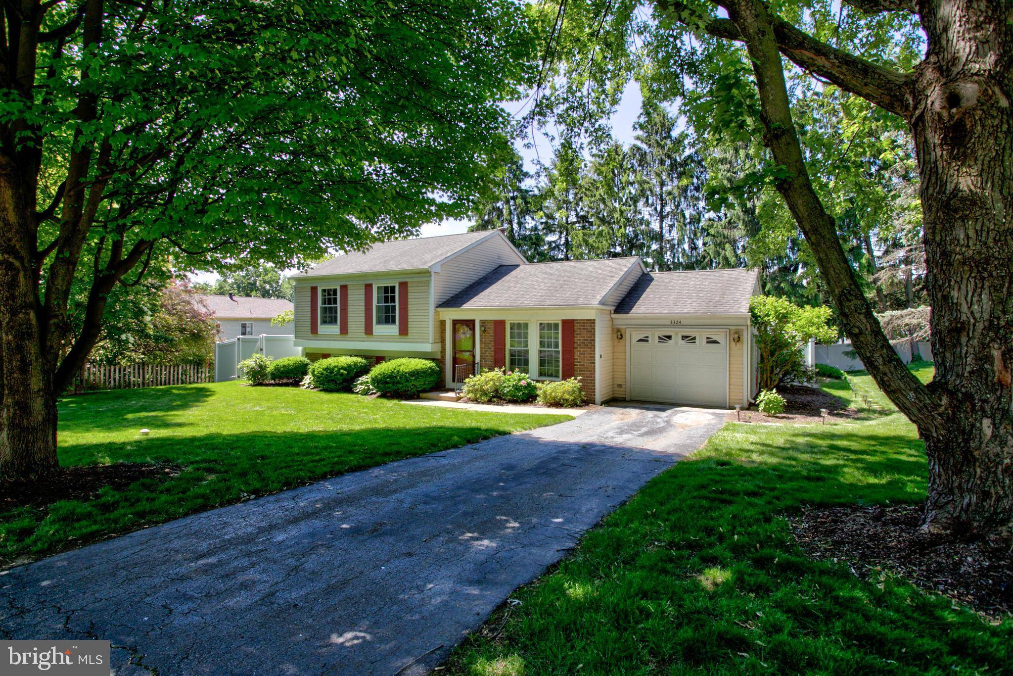 Mountville, PA 17554,3324 PIN OAK LN