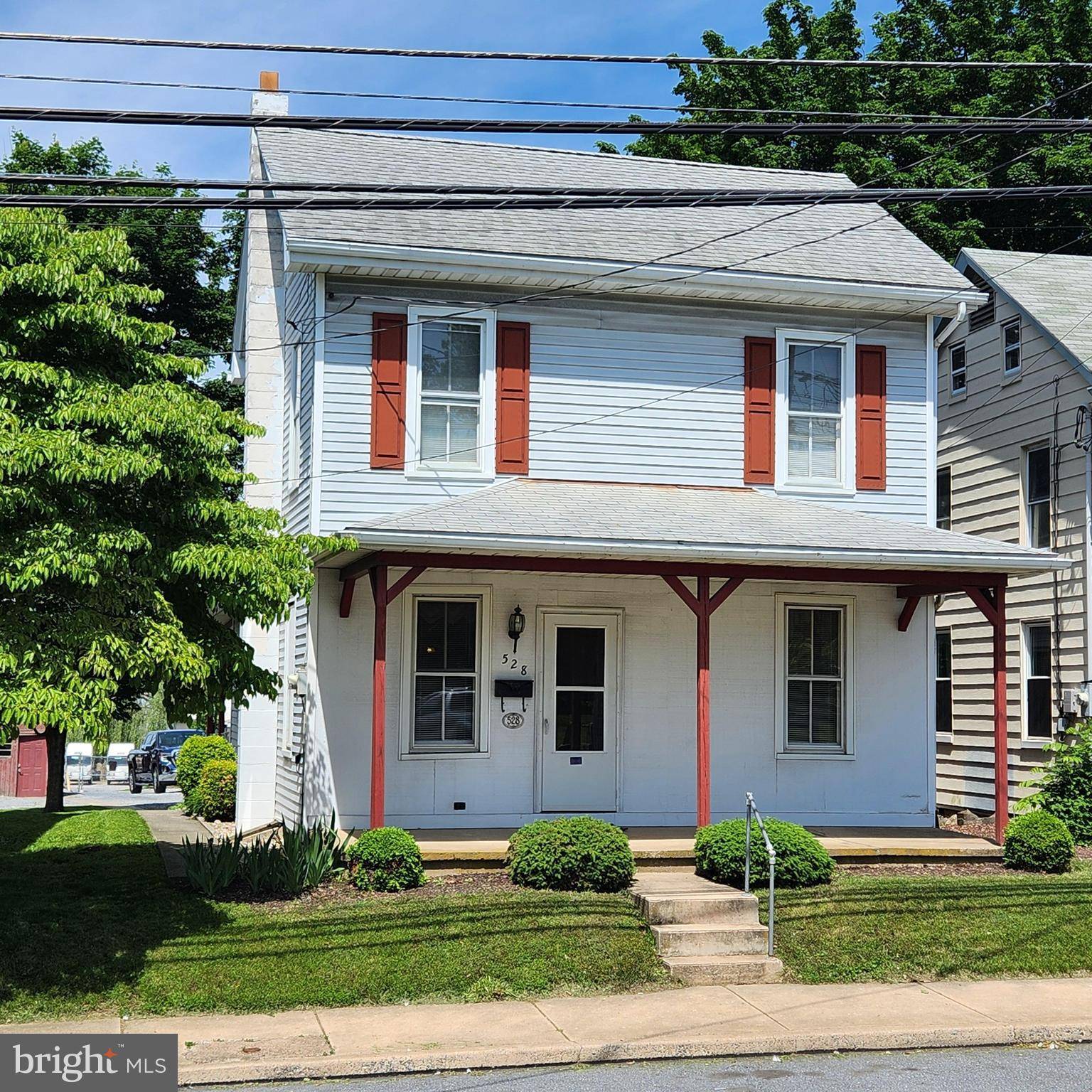 528 N STATE ST, Ephrata, PA 17522