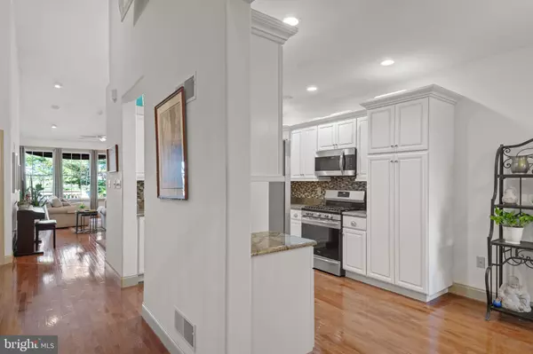 Lititz, PA 17543,66 FARMVIEW LN