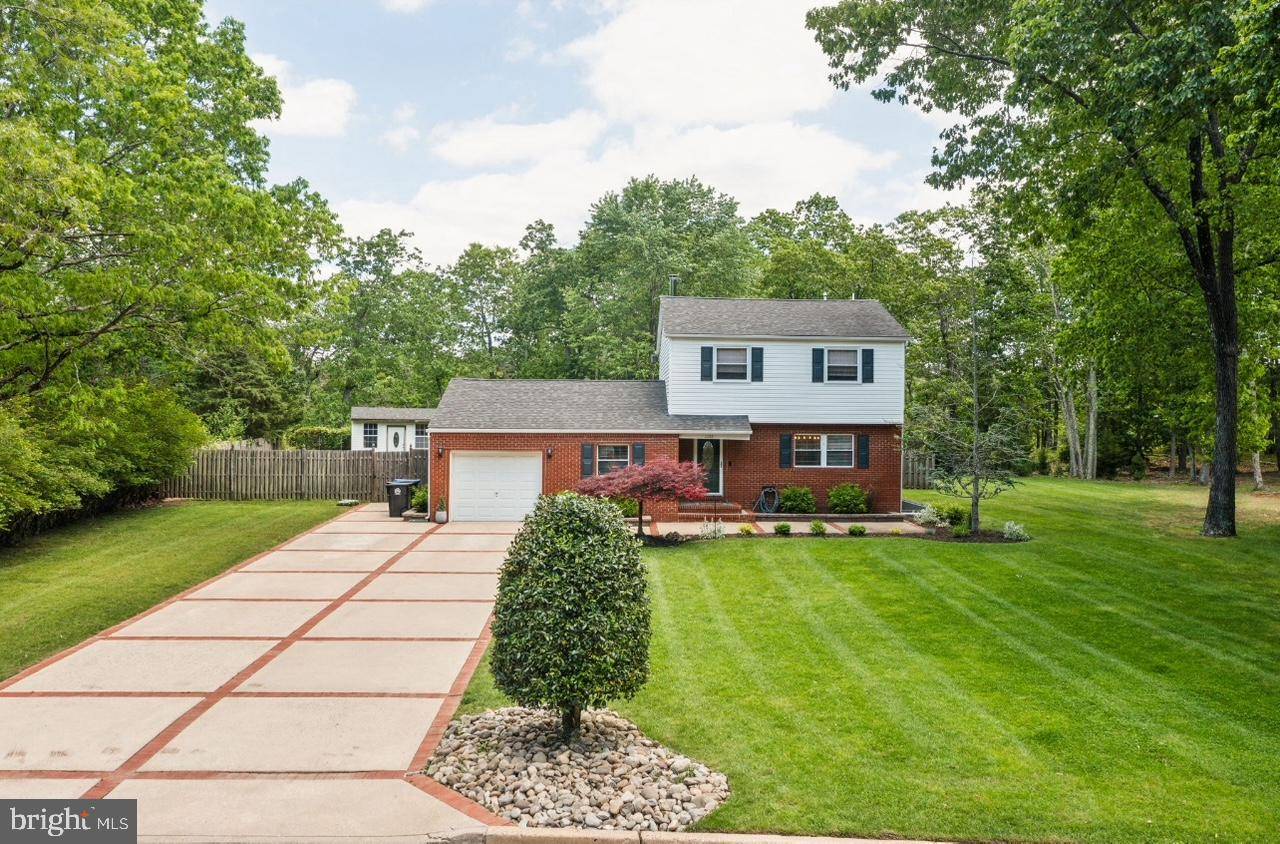 2218 OAKWOOD LN, Atco, NJ 08004