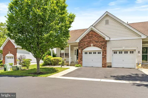 Hamilton, NJ 08690,169 MEADOWLARK DR
