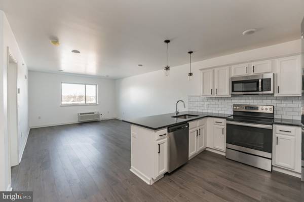Philadelphia, PA 19128,6649 RIDGE AVE #B412