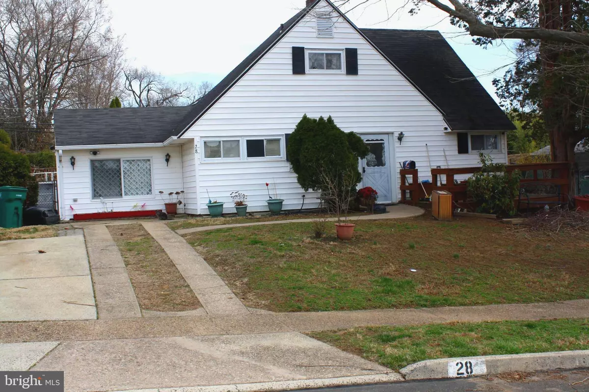 Levittown, PA 19055,28 RAINBOW LN