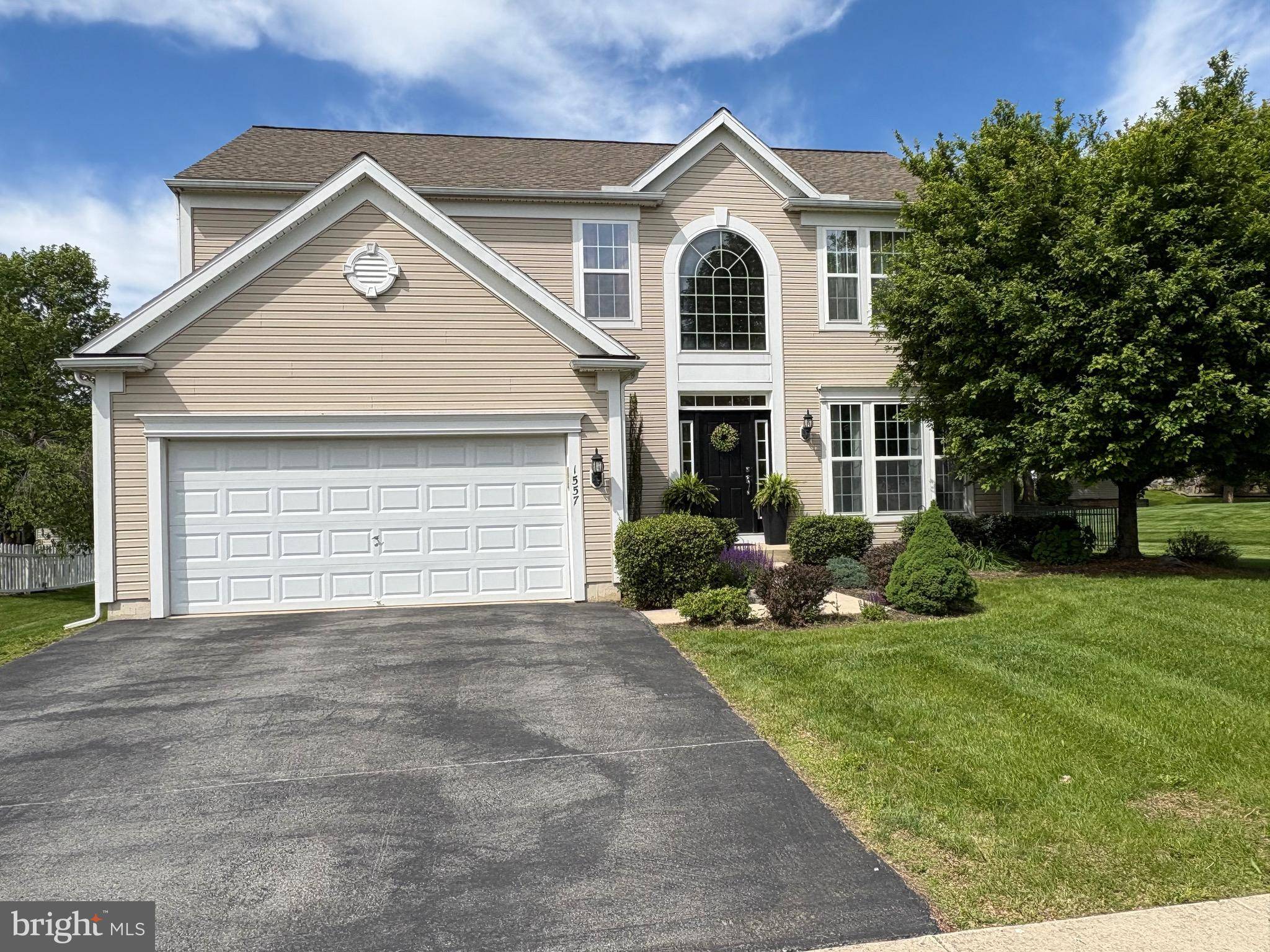 1557 BRIDGETON RD, Breinigsville, PA 18031