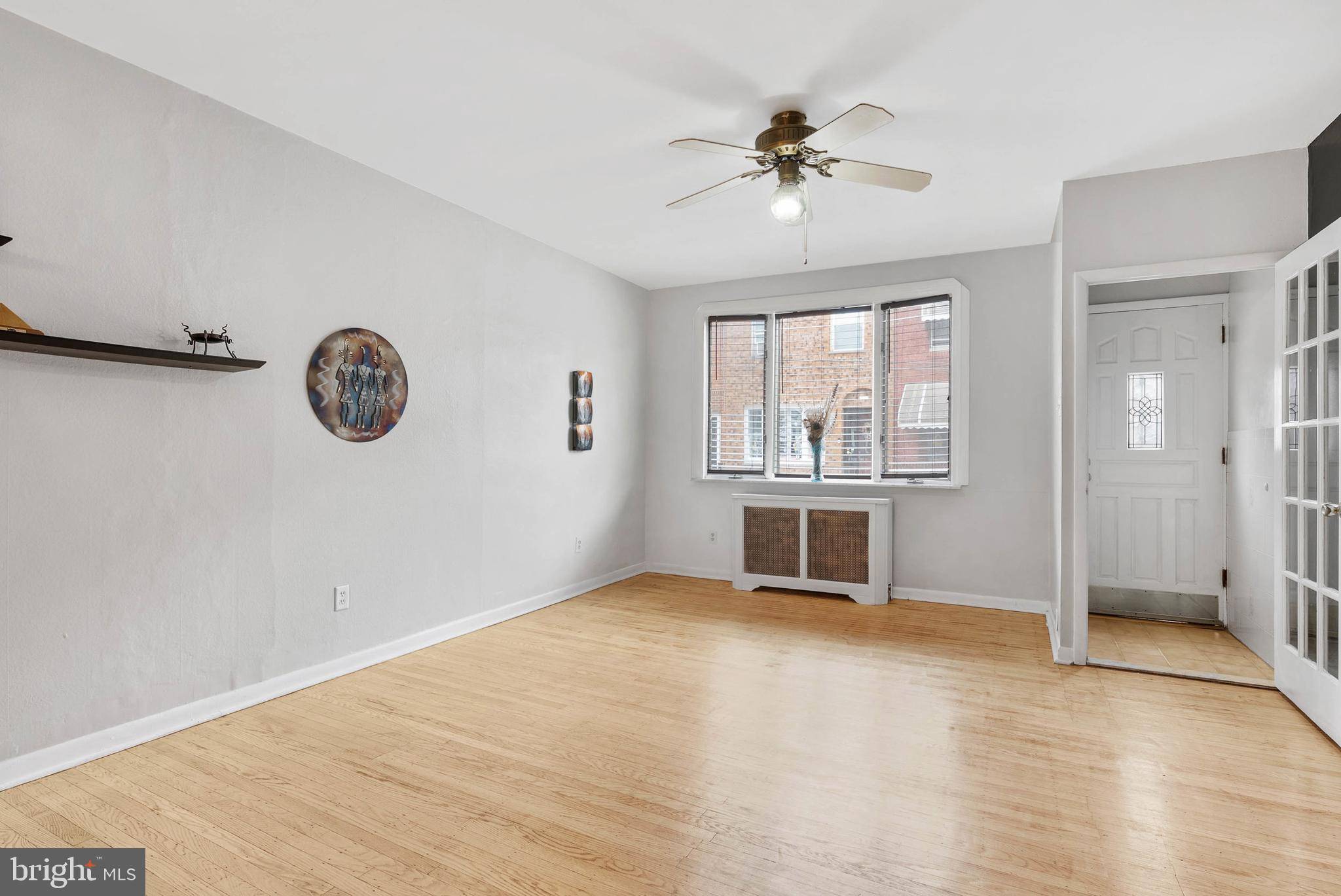 Philadelphia, PA 19148,1936 S SARTAIN ST