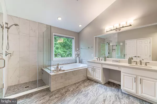 Centreville, VA 20120,5107 DOYLE LN