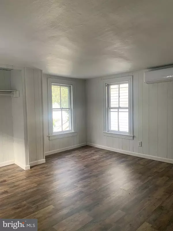 Dover, DE 19904,30 N GOVERNORS AVE