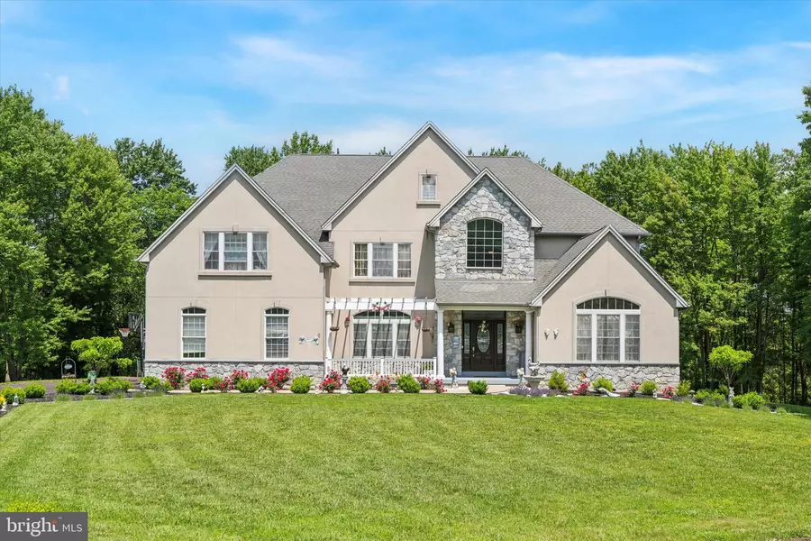 1035 BLACKSMITH LN, Collegeville, PA 19426