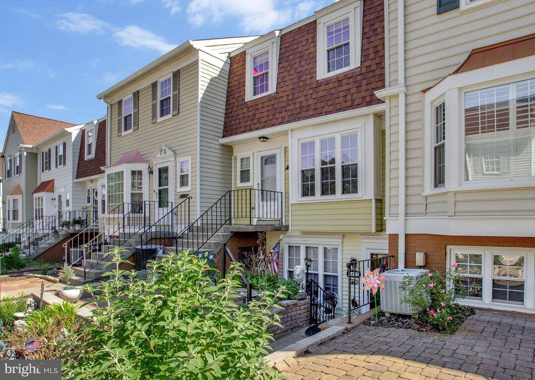 Crofton, MD 21114,1447 CHATHAM CT