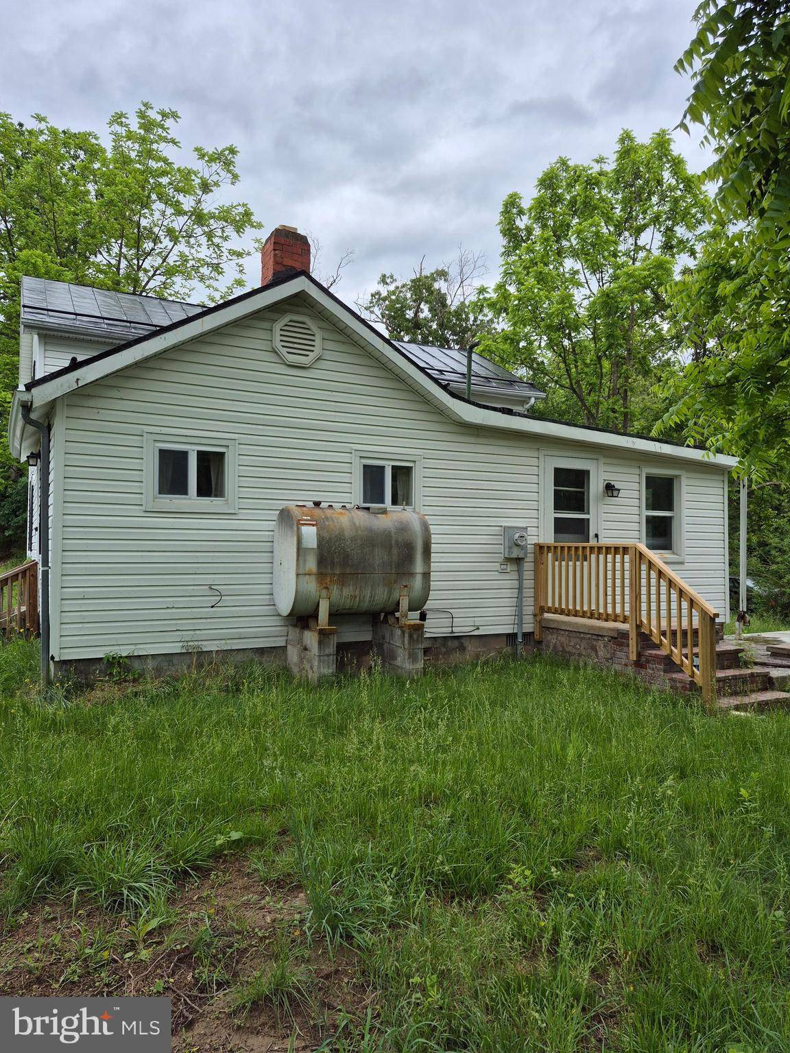 New Market, VA 22844,1106 MORELAND GAP RD