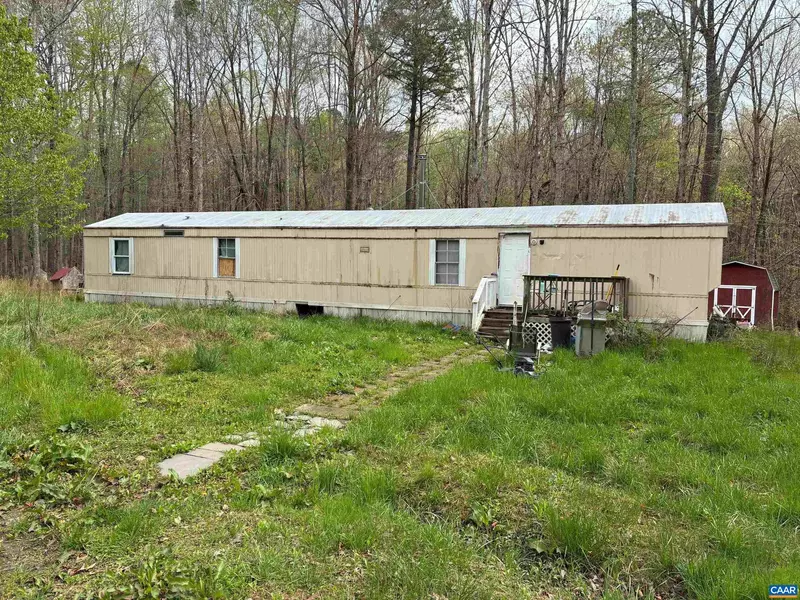 2335 DAVIS HWY, Mineral, VA 23117