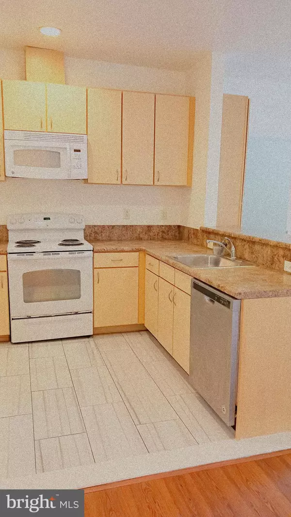 Philadelphia, PA 19107,111 9TH ST N #707