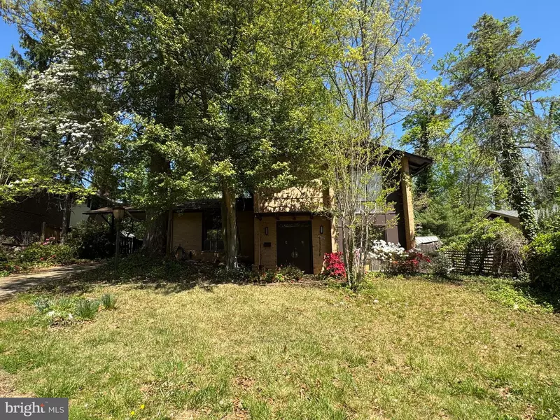 6425 EARLHAM DR, Bethesda, MD 20817