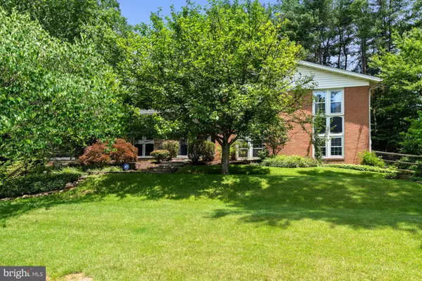 Rockville, MD 20853,14817 LAKE TER