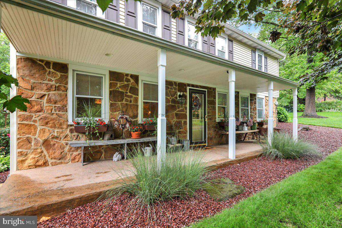 Manheim, PA 17545,2464 MOUNTAIN RD