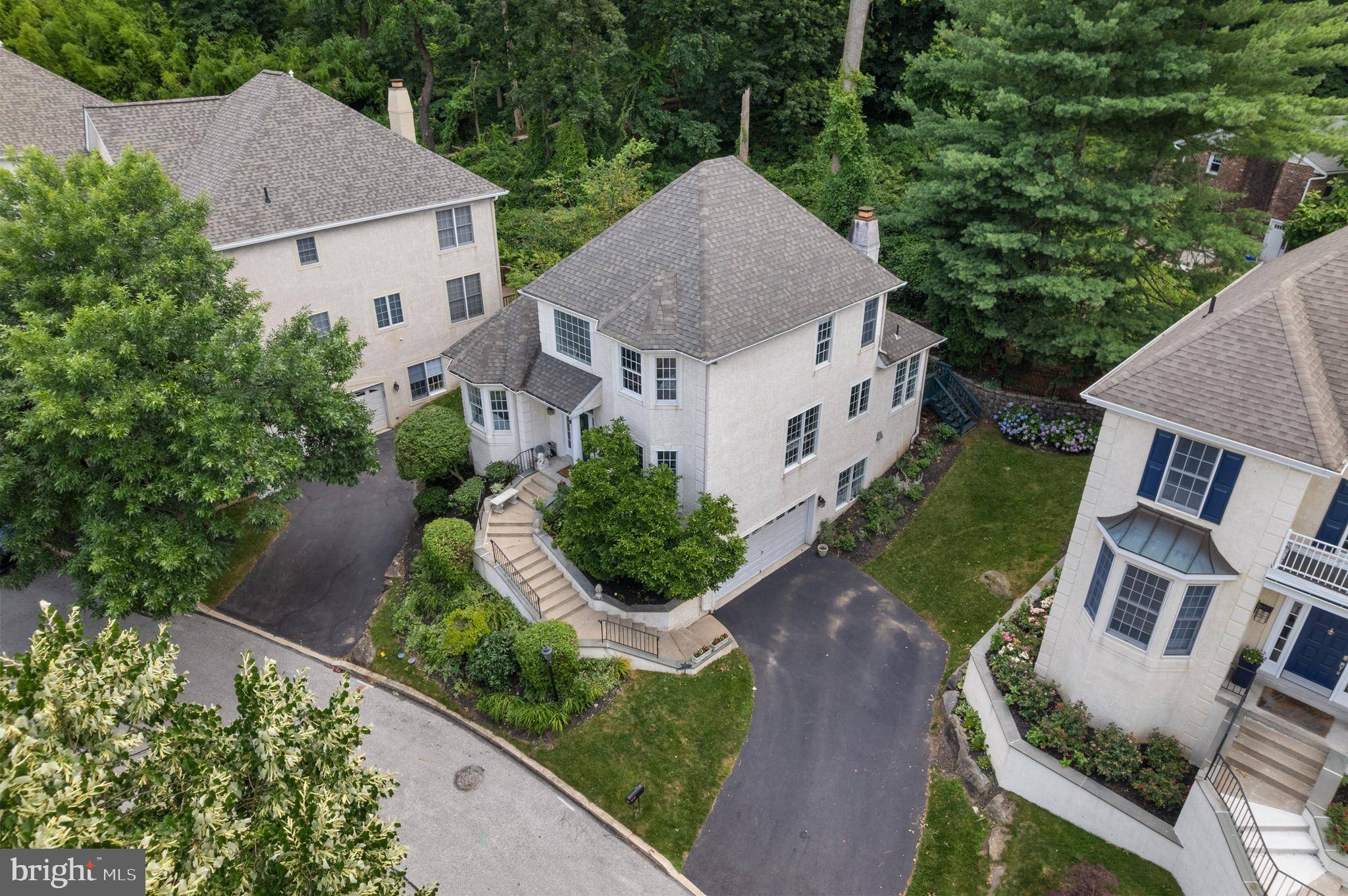 Conshohocken, PA 19428,411 MERION HILL LN