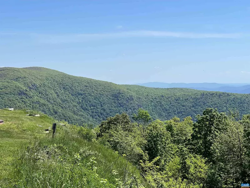1808 HIGH RIDGE CT CONDOS, Wintergreen Resort, VA 22967
